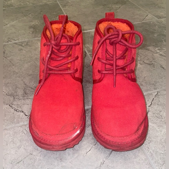 UGGs - Picture 6 of 10